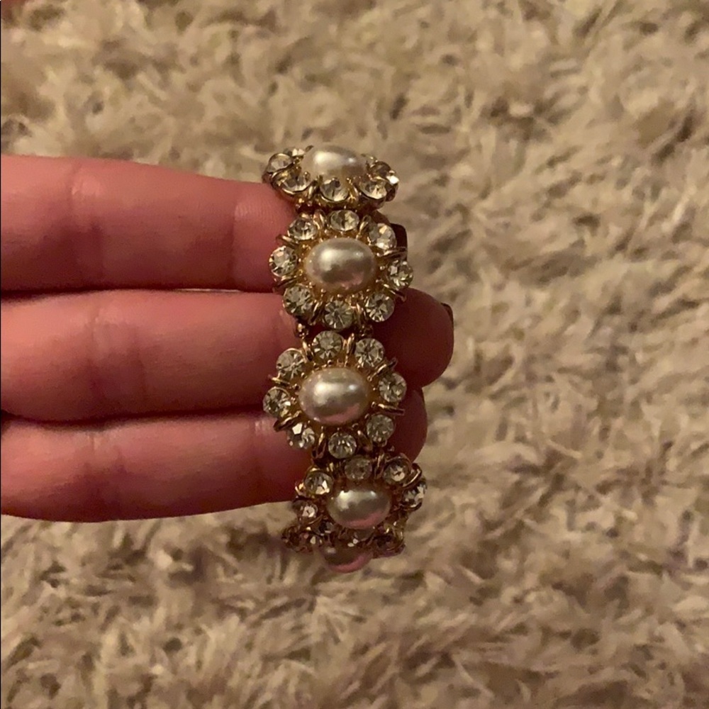 Pearl Flower Bracelet